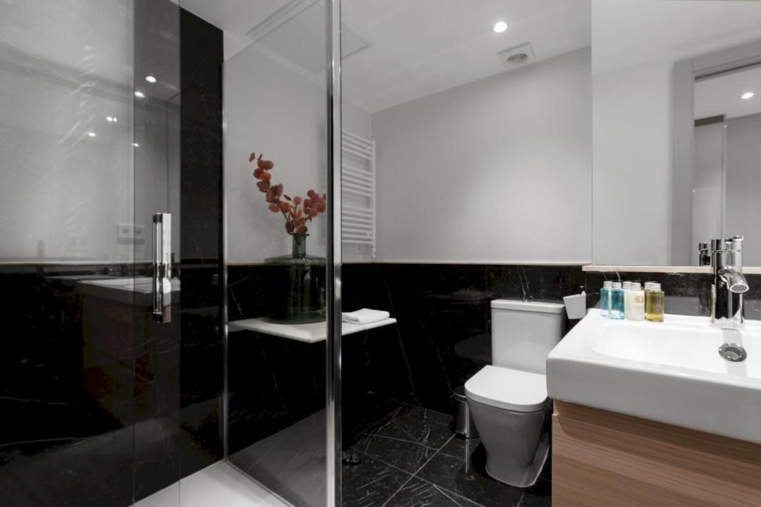 2 Bedrooms 1 Bathroom Furnished - Justicia - Executive Style - Mintystay Madrid Eksteriør bilde